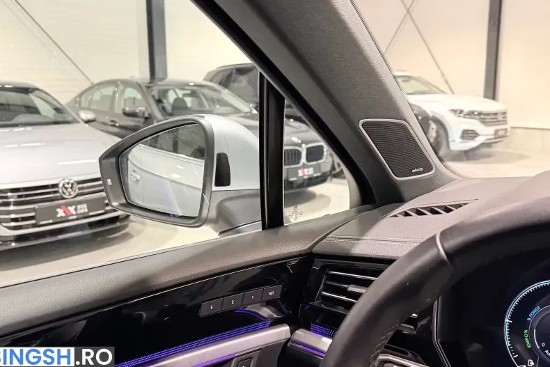 Volkswagen Touareg din 2021 cu 87.666 km - oferta VOL241169 - foto 21