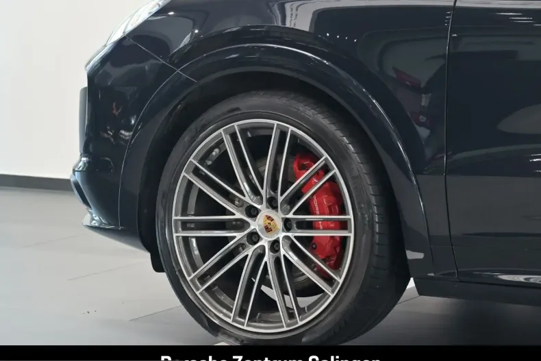 Porsche Cayenne din 2023 cu 45.911 km - oferta POR241174 - foto 9