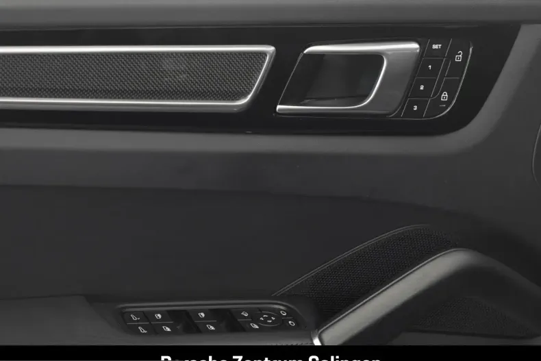 Porsche Cayenne din 2023 cu 45.911 km - oferta POR241174 - foto 14
