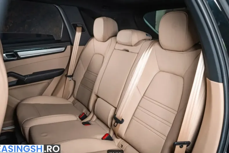 Porsche Cayenne din 2023 cu 19.989 km - oferta POR241176 - foto 27