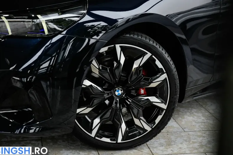 BMW 520 (Seria 5) din 2025 cu 8.137 km - oferta BMW241178 - foto 5