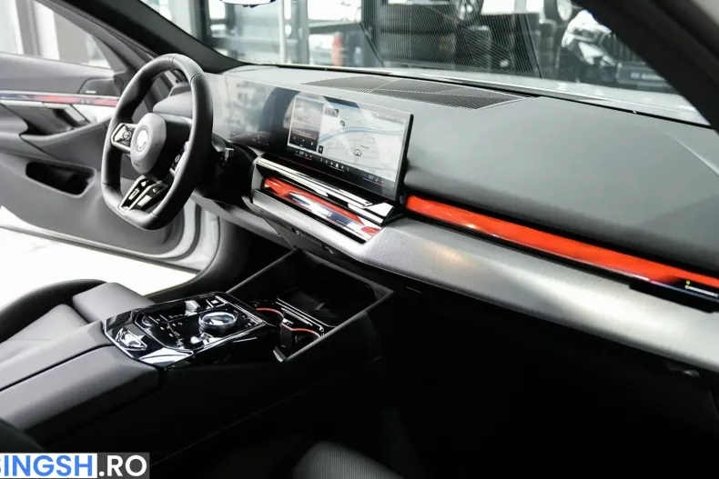 BMW 520 (Seria 5) din 2025 cu 5.352 km - oferta BMW241179 - foto 15
