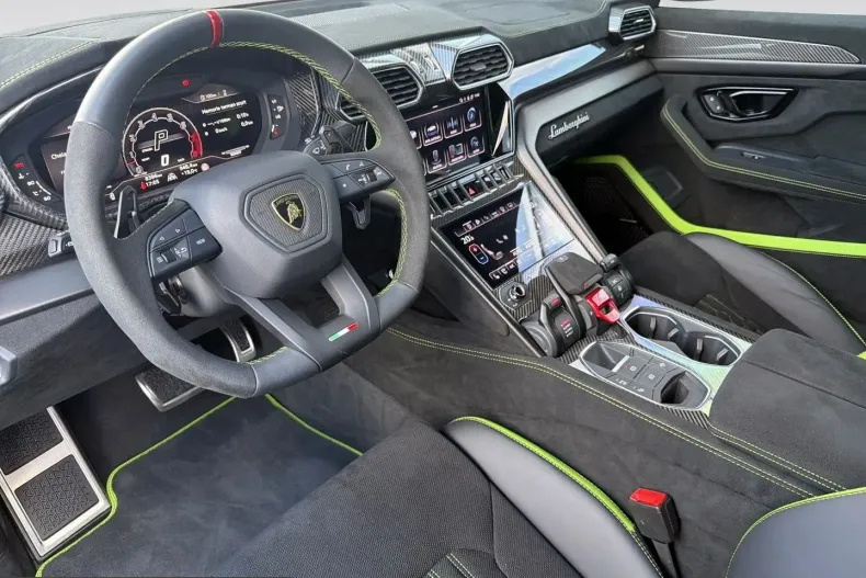 Lamborghini Urus din 2025 cu 9.500 km - oferta LAM241180 - foto 6