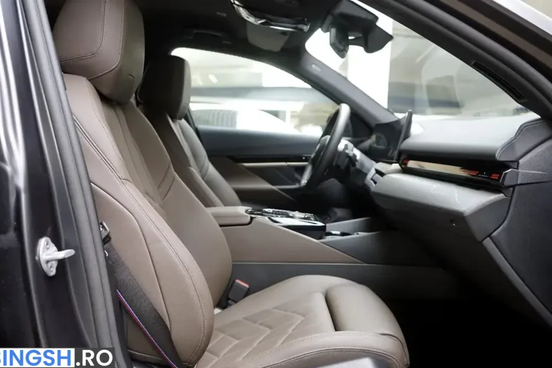 BMW 540 (Seria 5) din 2025 cu 29.300 km - oferta BMW241188 - foto 21