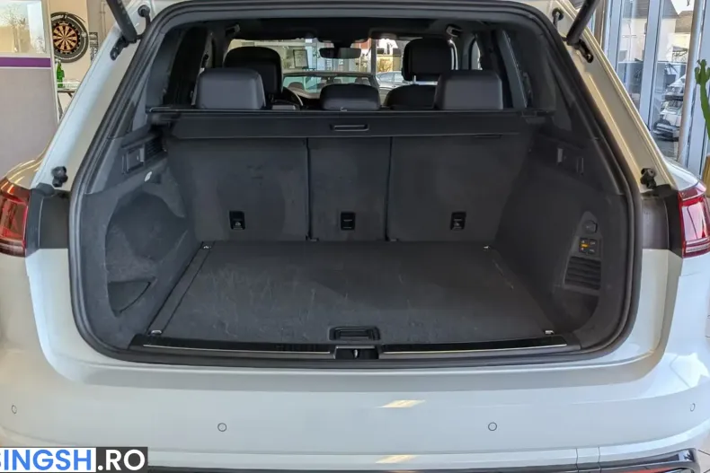 Volkswagen Touareg din 2025 cu 19.899 km - oferta VOL241194 - foto 36