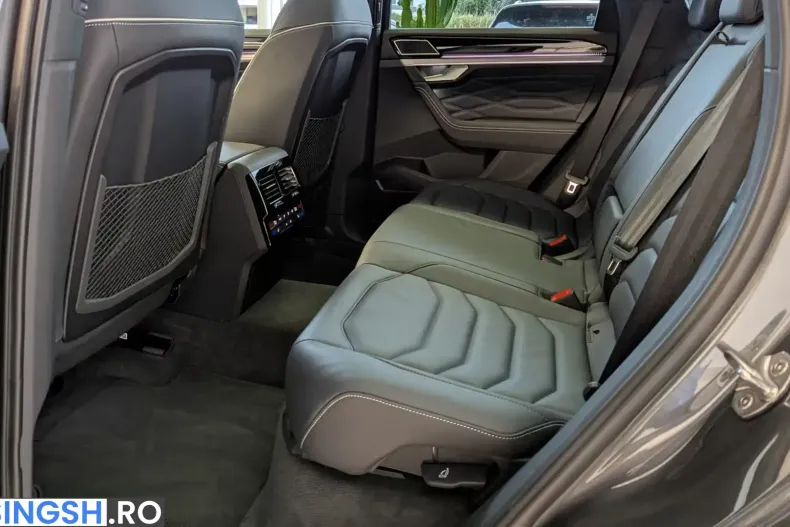 Volkswagen Touareg din 2025 cu 21.139 km - oferta VOL241196 - foto 27