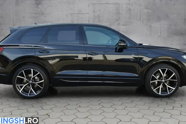 Volkswagen Touareg din 2025 cu 13.000 km - oferta VOL241203 - foto 2