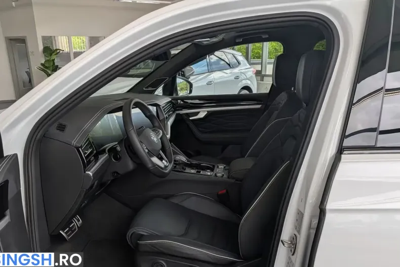 Volkswagen Touareg din 2025 cu 14.398 km - oferta VOL241205 - foto 9