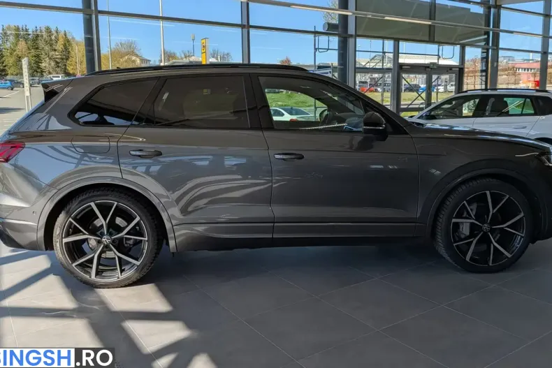 Volkswagen Touareg din 2025 cu 24.031 km - oferta VOL241207 - foto 8