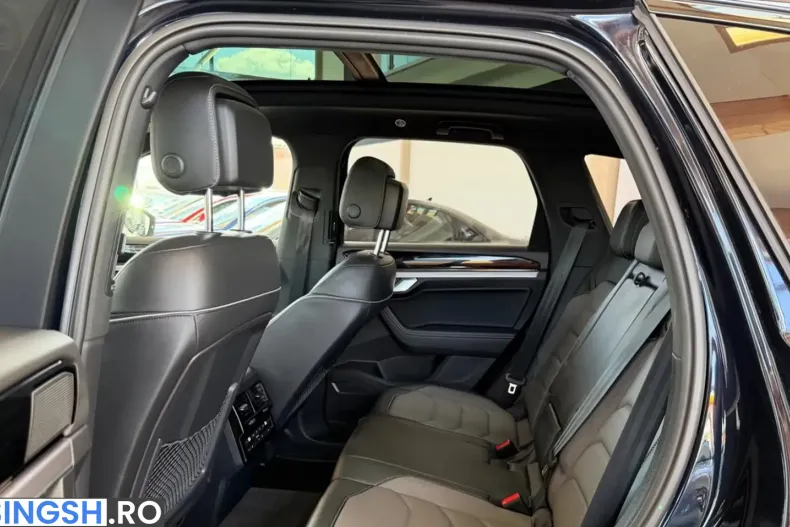 Volkswagen Touareg din 2022 cu 83.940 km - oferta VOL241209 - foto 18