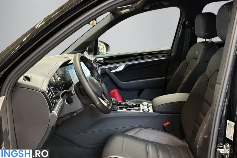 Volkswagen Touareg din 2025 cu 16.434 km - oferta VOL241210 - foto 8
