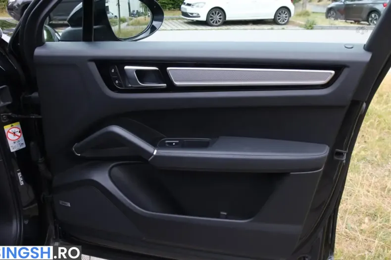 Porsche Cayenne din 2022 cu 84.400 km - oferta POR241244 - foto 21