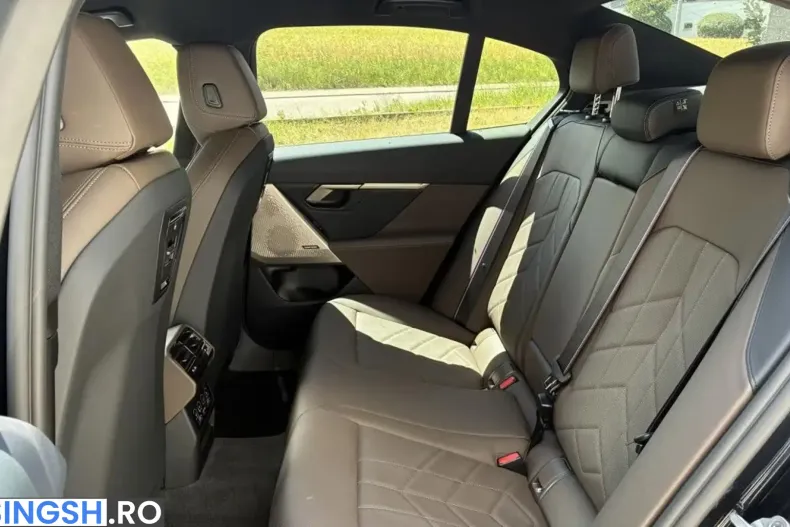 BMW 540 (Seria 5) din 2025 cu 13.370 km - oferta BMW241248 - foto 17
