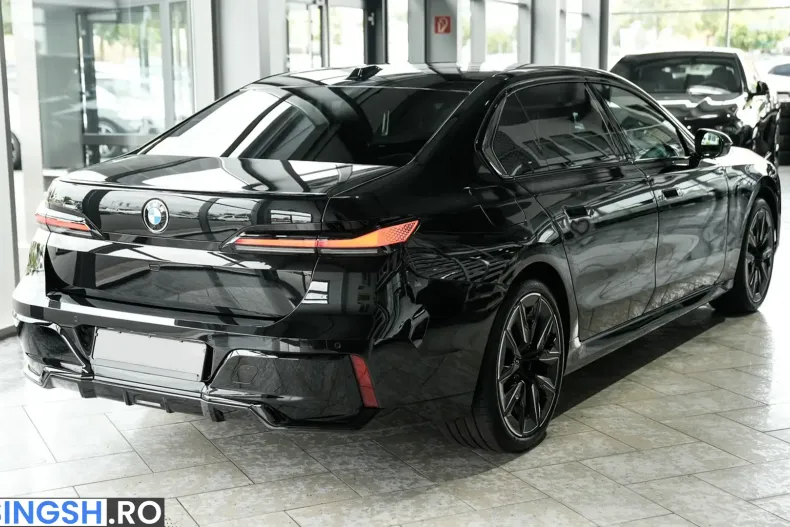 BMW 740 (Seria 7) din 2025 cu 23.848 km - oferta BMW241260 - foto 7