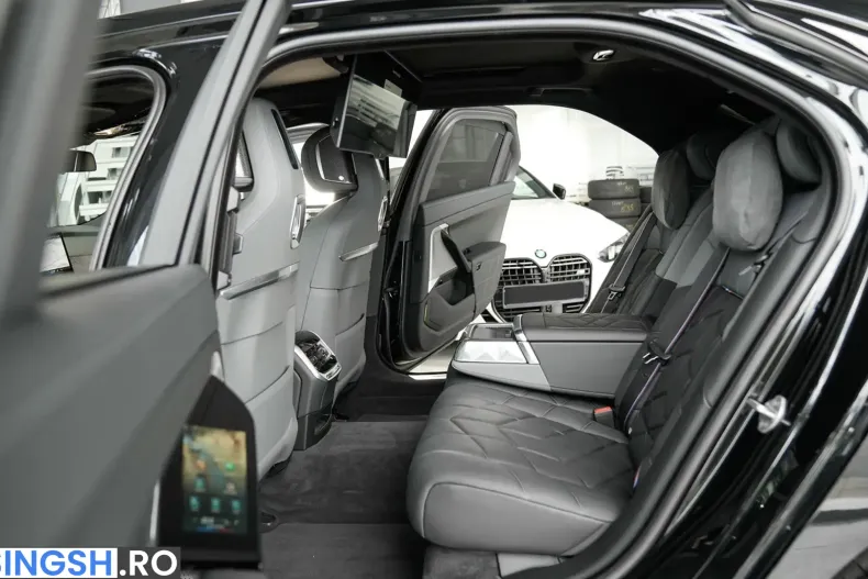 BMW 740 (Seria 7) din 2025 cu 23.848 km - oferta BMW241260 - foto 19