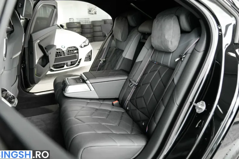 BMW 740 (Seria 7) din 2025 cu 23.848 km - oferta BMW241260 - foto 20
