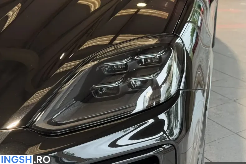 Porsche Cayenne din 2024 cu 39.854 km - oferta POR241267 - foto 8