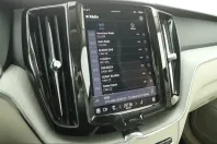 Volvo XC60 din 2023 cu 54.950 km - oferta VOL241272 - foto 12