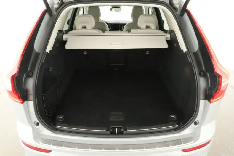 Volvo XC60 din 2023 cu 54.950 km - oferta VOL241272 - foto 18