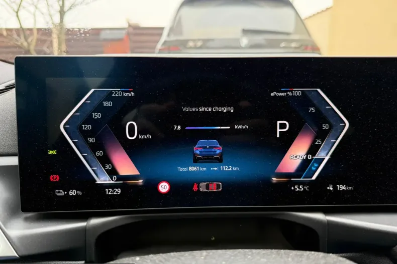 BMW i4 (Seria 4) din 2025 cu 18.000 km - oferta BMW241276 - foto 4