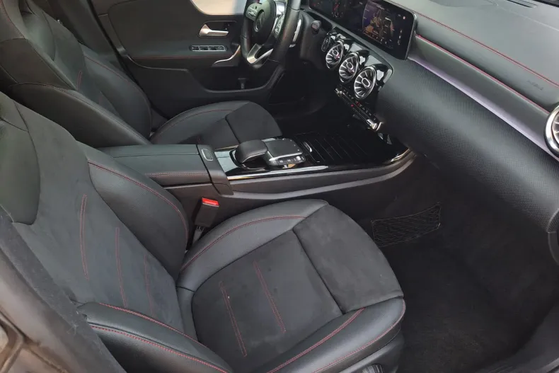 Mercedes-Benz CLA 180 (Clasa CLA) din 2020 cu 106.064 km - oferta MER241281 - foto 11