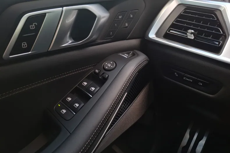 BMW X5 (Seria X) din 2023 cu 48.985 km - oferta BMW241283 - foto 29