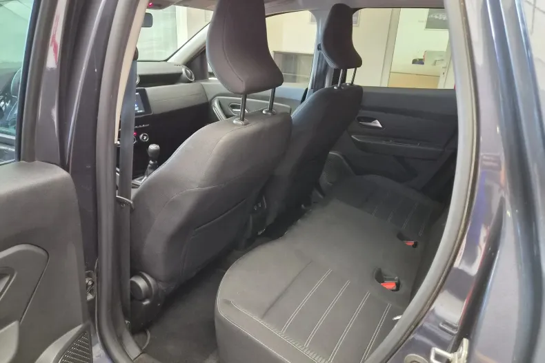 Dacia Duster din 2022 cu 104.700 km - oferta DAC241296 - foto 11