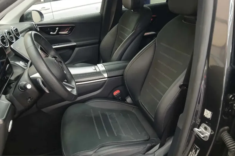 Mercedes-Benz GLC 300 (Clasa GLC) din 2023 cu 107.100 km - oferta MER241297 - foto 10