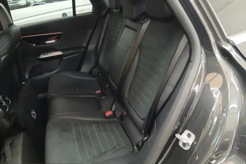 Mercedes-Benz GLC 300 (Clasa GLC) din 2023 cu 107.100 km - oferta MER241297 - foto 11