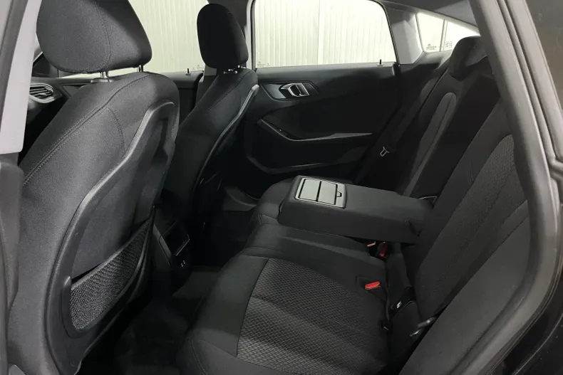 BMW 218i (Seria 2) din 2022 cu 81.538 km - oferta BMW241302 - foto 11