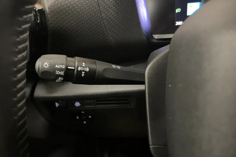 Citroën C4 din 2022 cu 92.851 km - oferta CIT241304 - foto 25