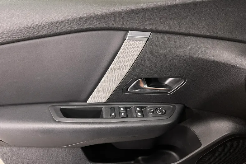 Citroën C4 din 2022 cu 92.851 km - oferta CIT241304 - foto 26