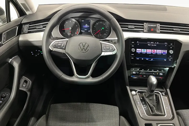 Volkswagen Passat din 2021 cu 109.000 km - oferta VOL241308 - foto 6