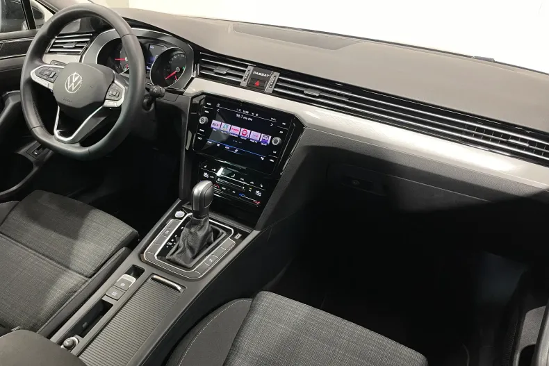 Volkswagen Passat din 2021 cu 109.000 km - oferta VOL241308 - foto 8