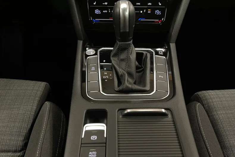 Volkswagen Passat din 2021 cu 109.000 km - oferta VOL241308 - foto 21