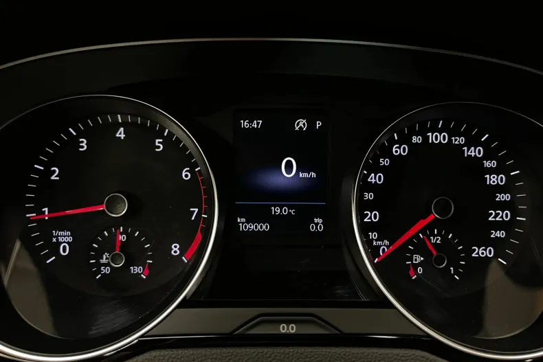Volkswagen Passat din 2021 cu 109.000 km - oferta VOL241308 - foto 25