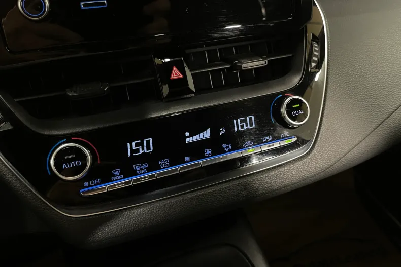 Toyota Corolla din 2020 cu 84.352 km - oferta TOY241309 - foto 14