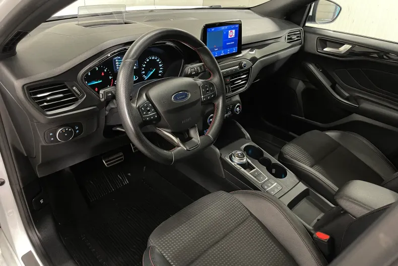 Ford Focus din 2021 cu 116.317 km - oferta FOR241310 - foto 5