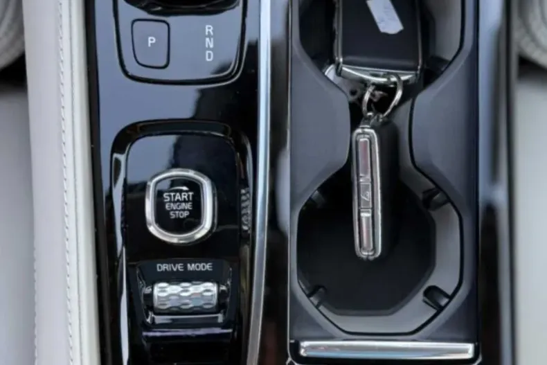 Volvo V90 din 2020 cu 113.000 km - oferta VOL241313 - foto 25