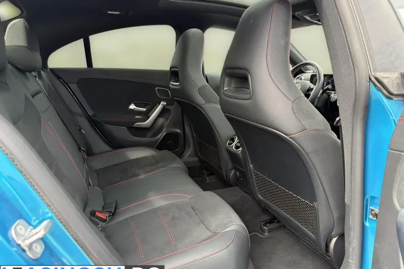 Mercedes-Benz CLA 250 (Clasa CLA) din 2024 cu 37.396 km - oferta MER241319 - foto 14