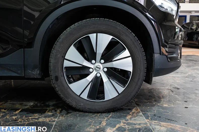Volvo XC40 din 2020 cu 123.496 km - oferta VOL241329 - foto 13