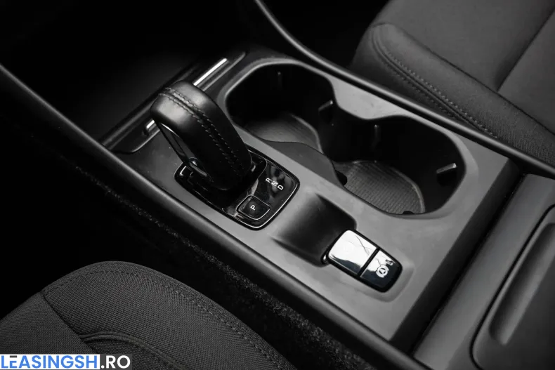 Volvo XC40 din 2020 cu 123.496 km - oferta VOL241329 - foto 16