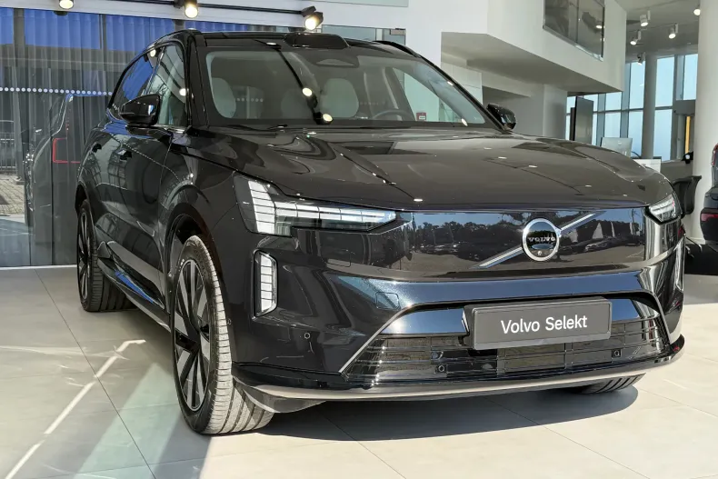 Volvo EX90 din 2024 cu 13.500 km - oferta VOL241334 - foto 3