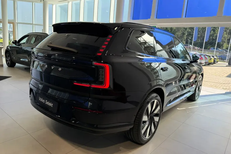 Volvo EX90 din 2024 cu 13.500 km - oferta VOL241334 - foto 11
