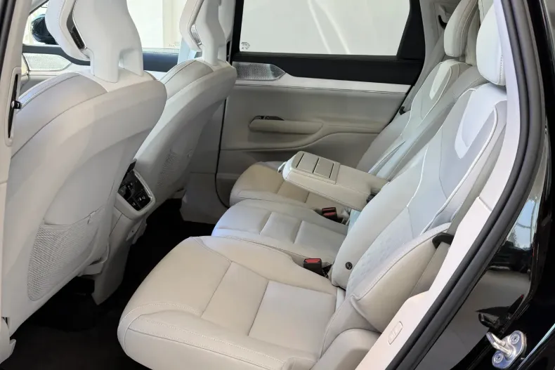 Volvo EX90 din 2024 cu 13.500 km - oferta VOL241334 - foto 26