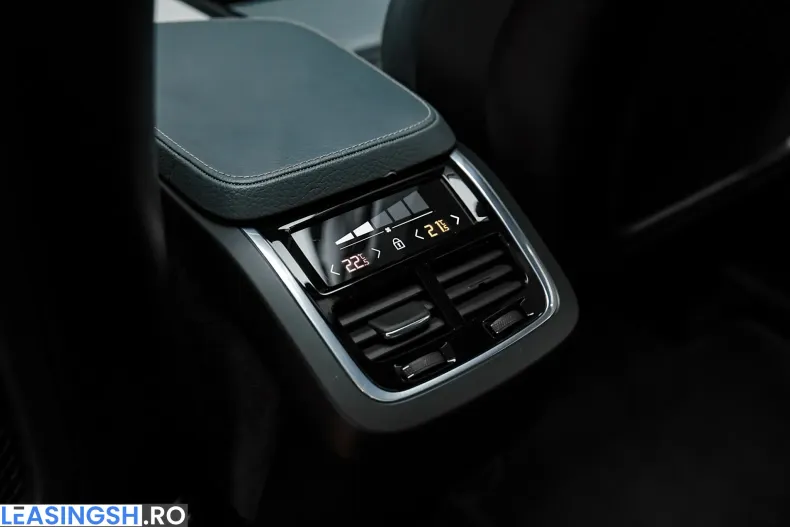 Volvo XC90 din 2021 cu 134.000 km - oferta VOL241339 - foto 36