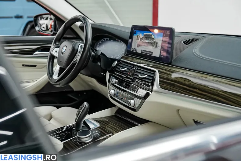 BMW 545e (Seria 5) din 2021 cu 125.000 km - oferta BMW241342 - foto 9