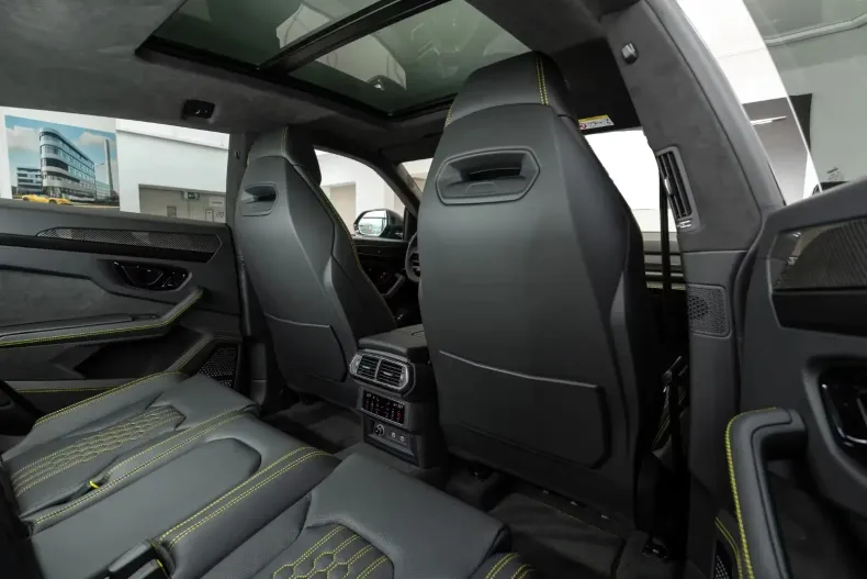 Lamborghini Urus din 2026 cu 10 km - oferta LAM241354 - foto 10