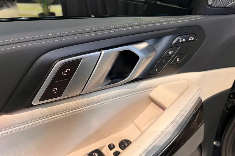 BMW X6 (Seria X) din 2023 cu 79.900 km - oferta BMW241358 - foto 38