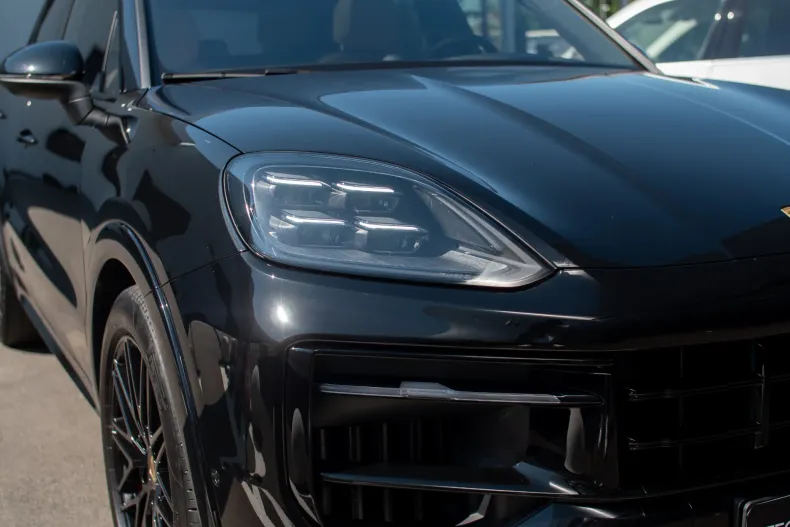 Porsche Cayenne din 2024 cu 29.355 km - oferta POR241360 - foto 13